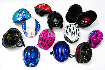 Шлемы для езды на велосипеде